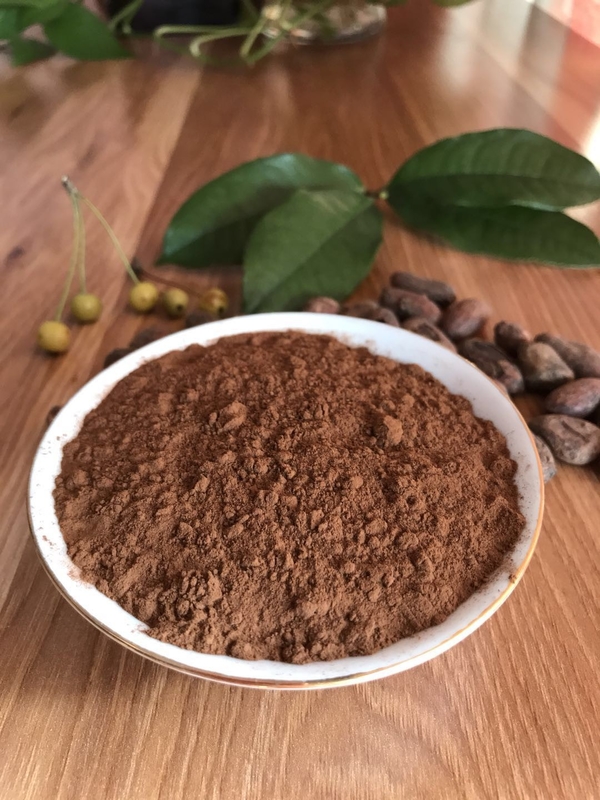 Batteri patogeni negativi alcalinizzati organici fini del cacao in polvere di Brown